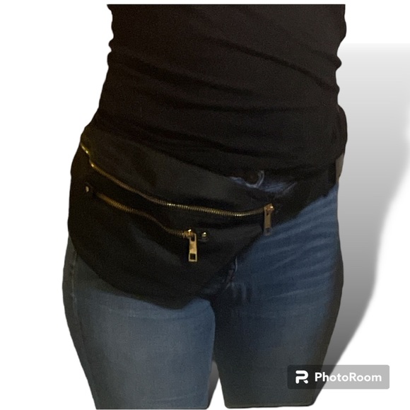 Black Fanny pack - Picture 1 of 3